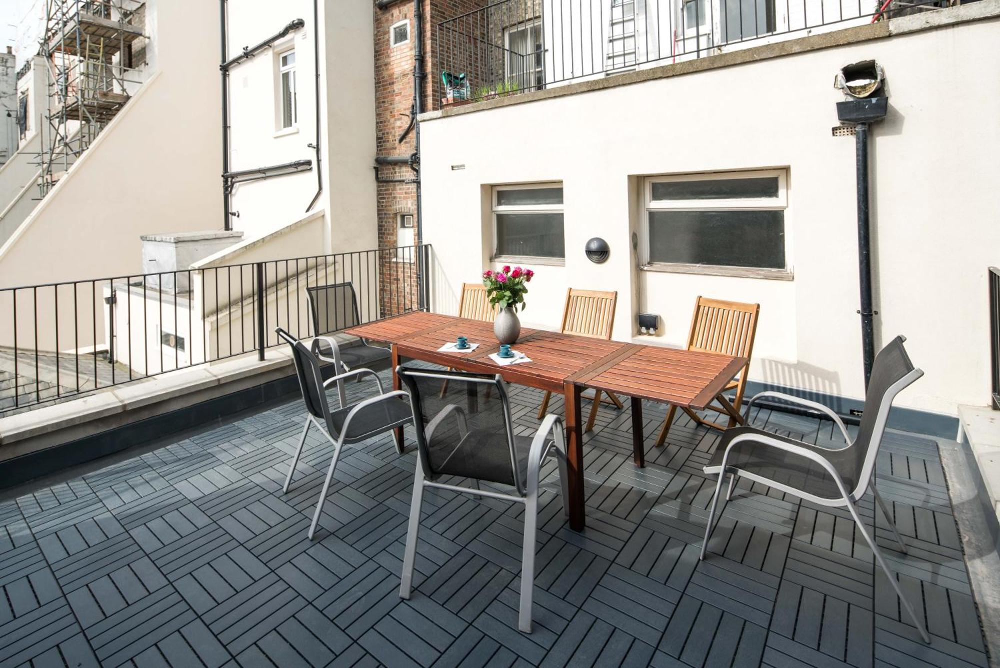 Апартаменты Roof Haven At Kensington Mews Лондон Экстерьер фото