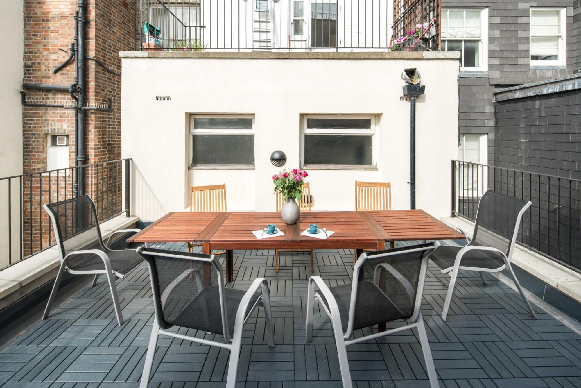 Апартаменты Roof Haven At Kensington Mews Лондон Экстерьер фото